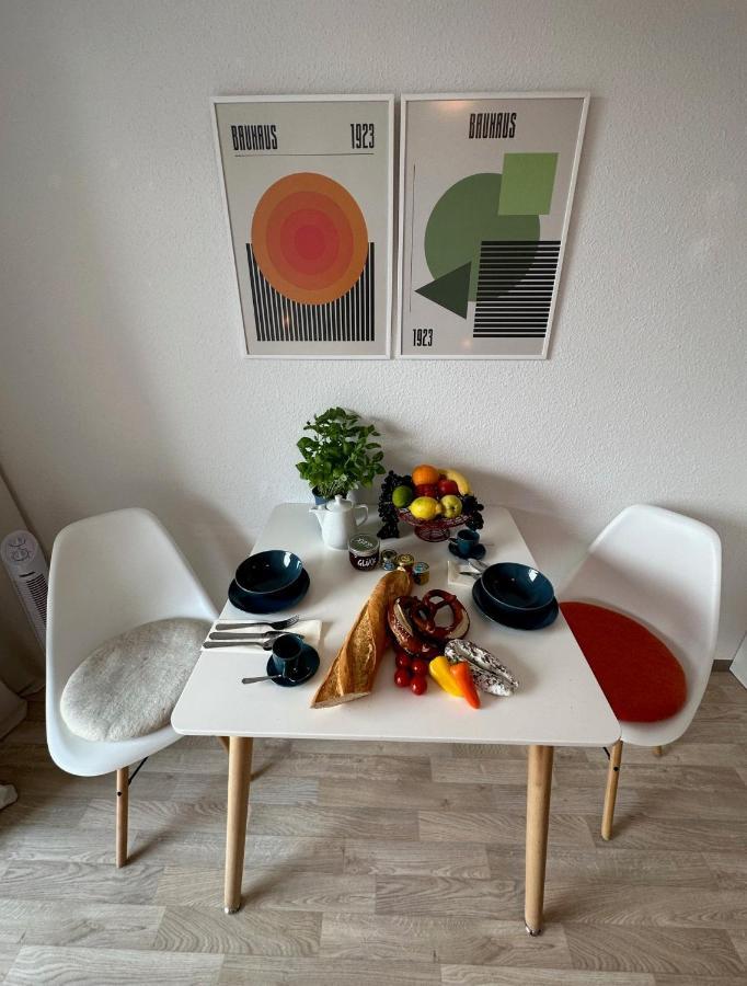 Stilvolles Und Modernes Appartement Mit Sonnigem Balkon In Flughafen- Und Messenaehe 31 라인펠덴에흐터딘겐 외부 사진