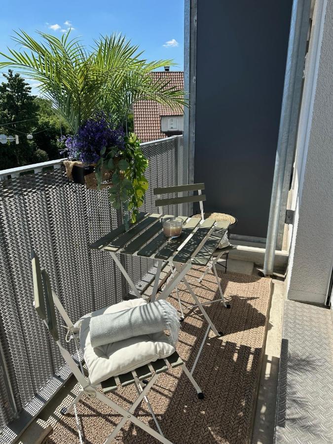 Stilvolles Und Modernes Appartement Mit Sonnigem Balkon In Flughafen- Und Messenaehe 31 라인펠덴에흐터딘겐 외부 사진