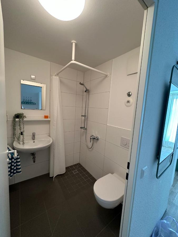Stilvolles Und Modernes Appartement Mit Sonnigem Balkon In Flughafen- Und Messenaehe 31 라인펠덴에흐터딘겐 외부 사진
